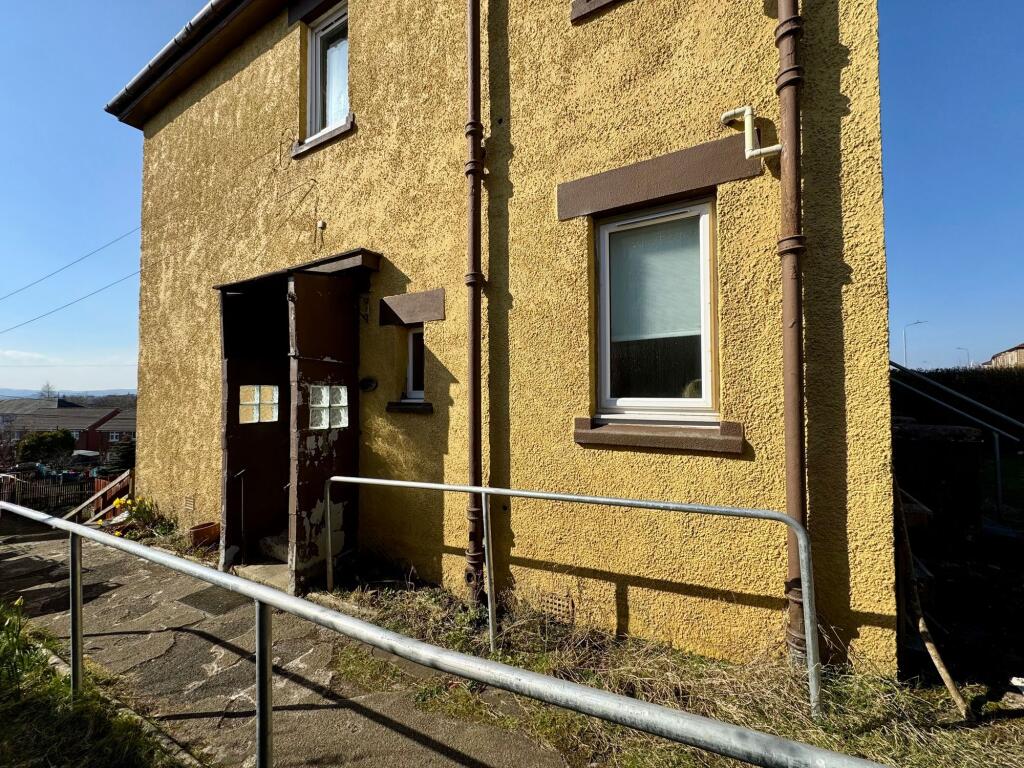 Ground floor flat entrance