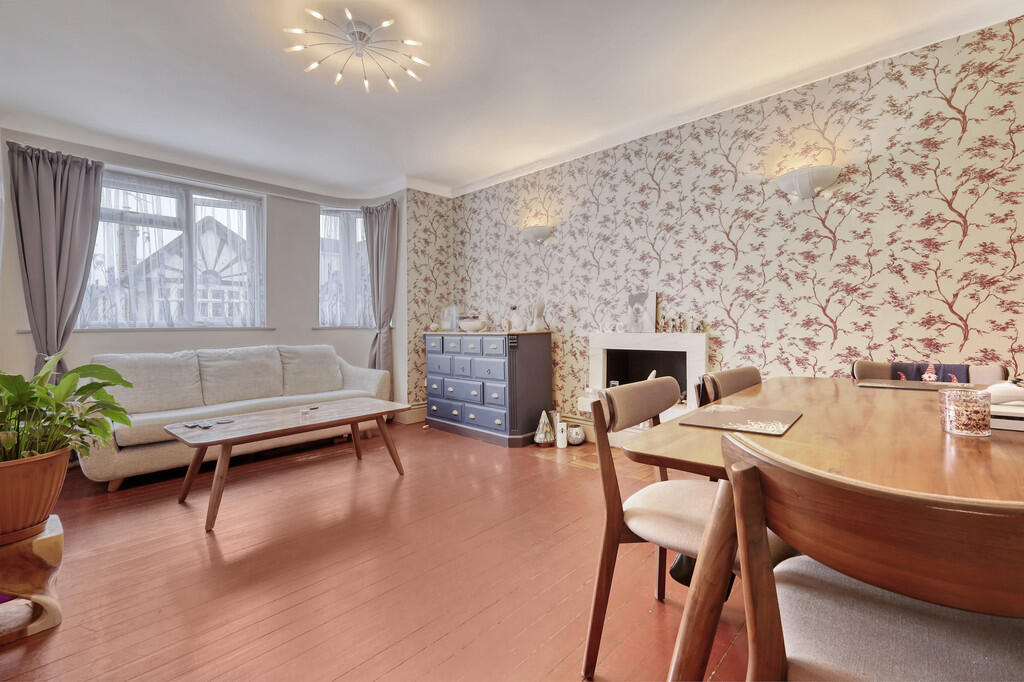 60a St. Johns Roa...