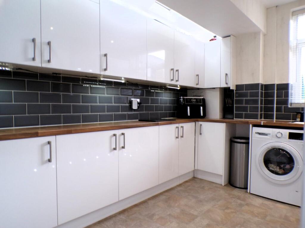 CliftonSt69kit3.JPG