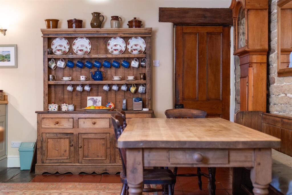 Kitchen-11.jpg