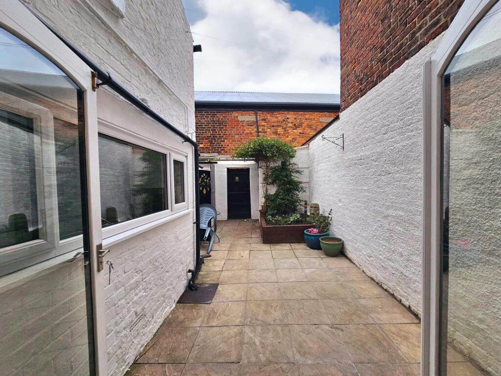 606d79e8-1a83-419a-81b2-7eeba779caa3