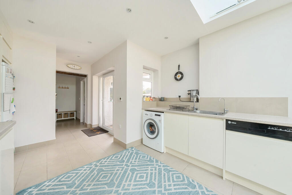 1334689-16-689a3c...