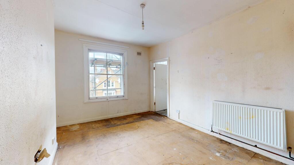 58C Colvestone Crescent, Hackney, London, E8 2LH