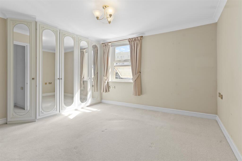 bedroom one.jpg