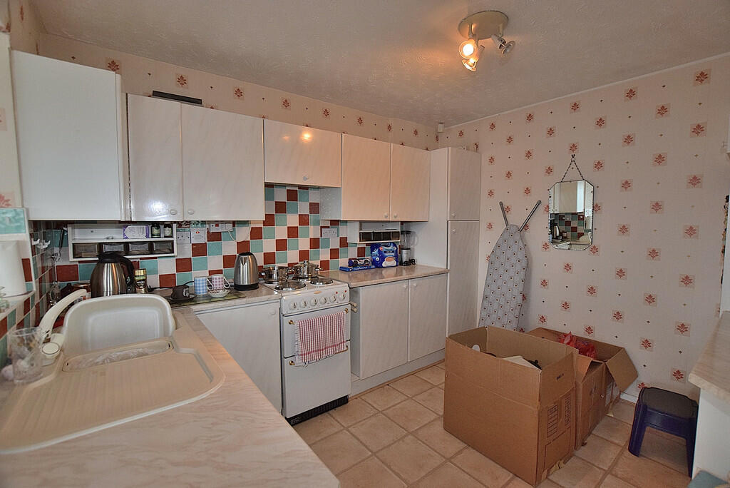 kitchen alt