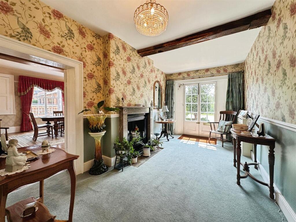 b0d7dba8--49DA-978E-5E068EE0D8B1-66306-00001571FAF