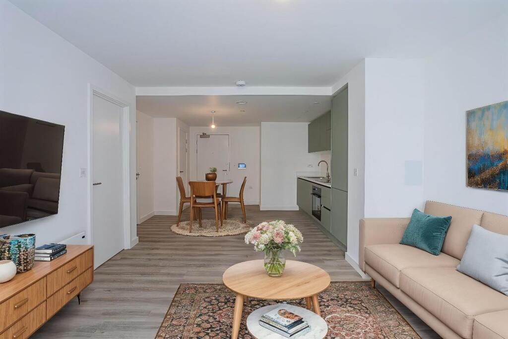 kimpton-road-lounge - Living Room - Standard - 1.j