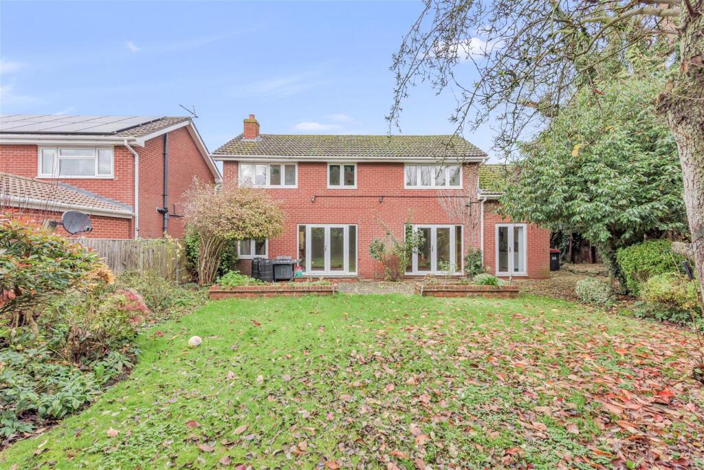 66 Main Road, Austrey