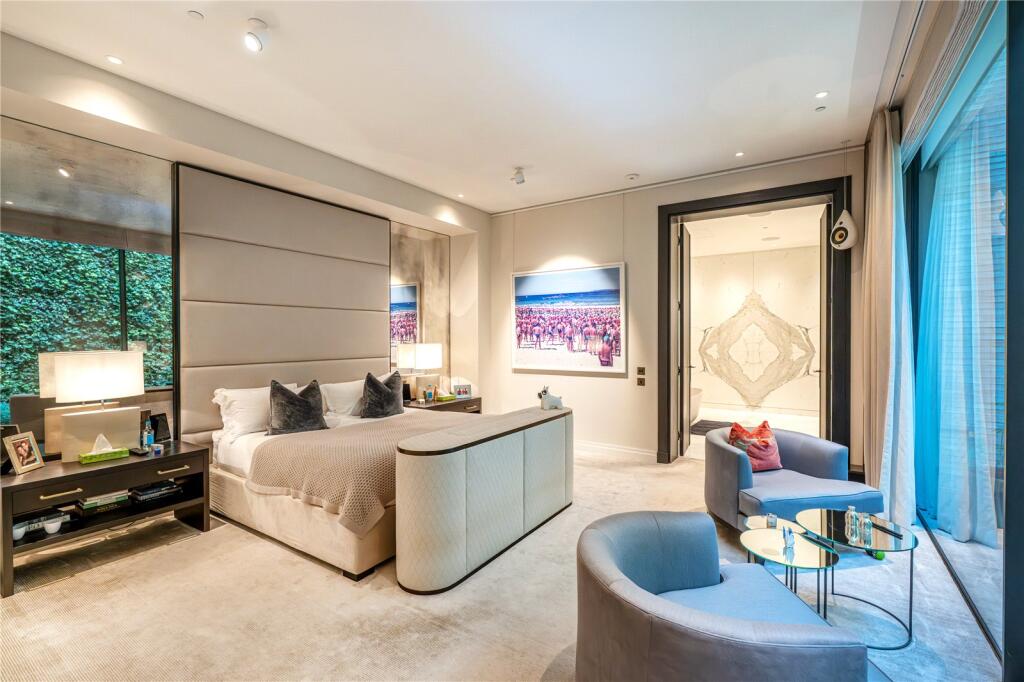 Principal Bedroom