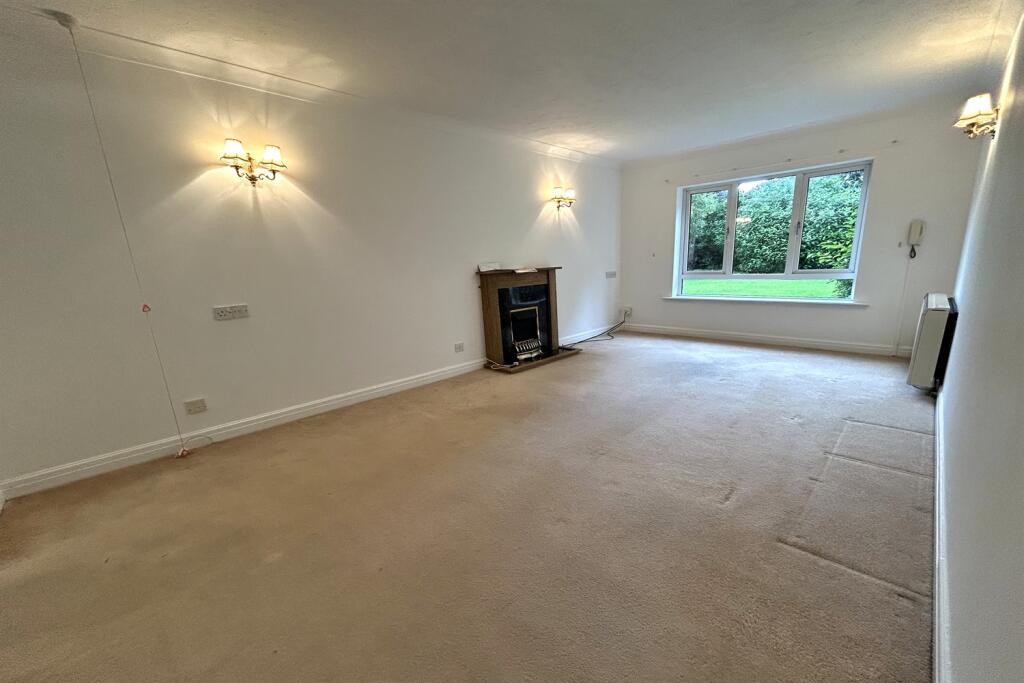 Living-Dining Room