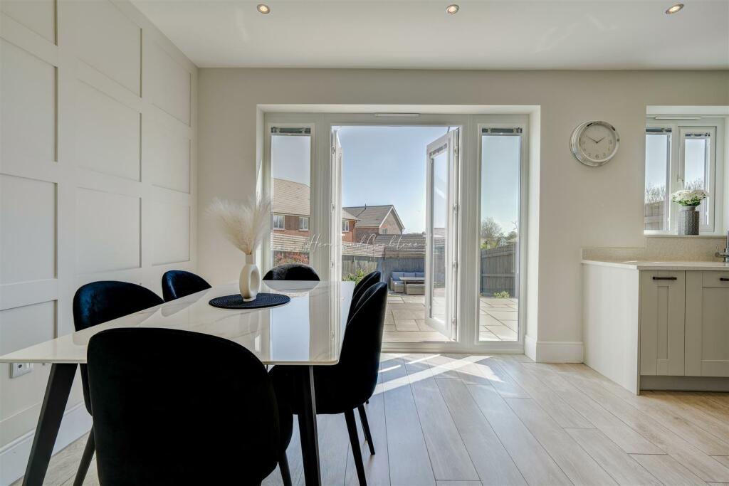 Y Deri Duon, Lisvane, HernCrabtree (40).jpg