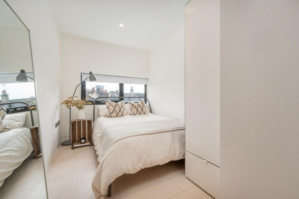 bedroom(4).jpg