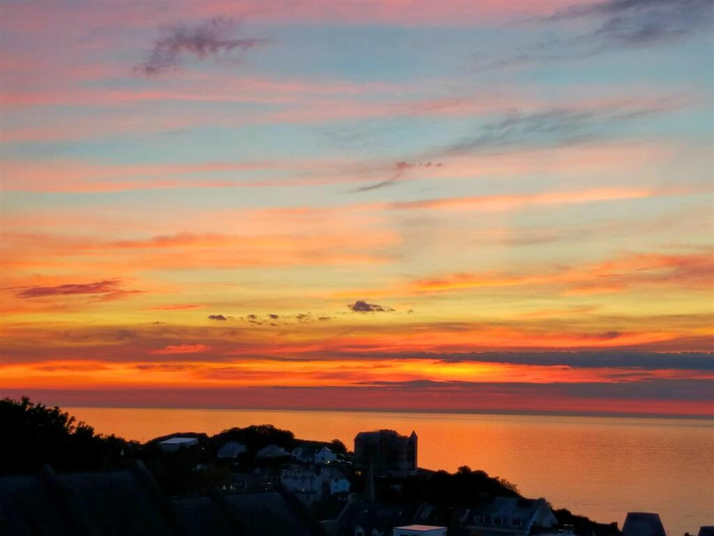 Flat3, 19 Montpellier Terrace 1 - Edited.jpg