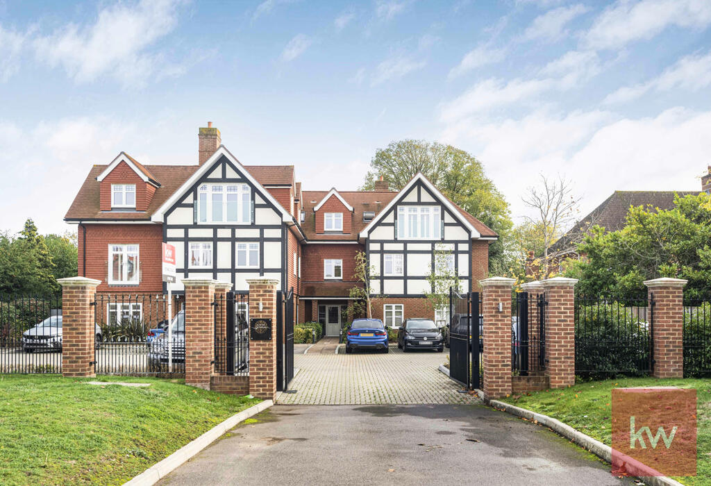 Private Entrance To By The Green Court