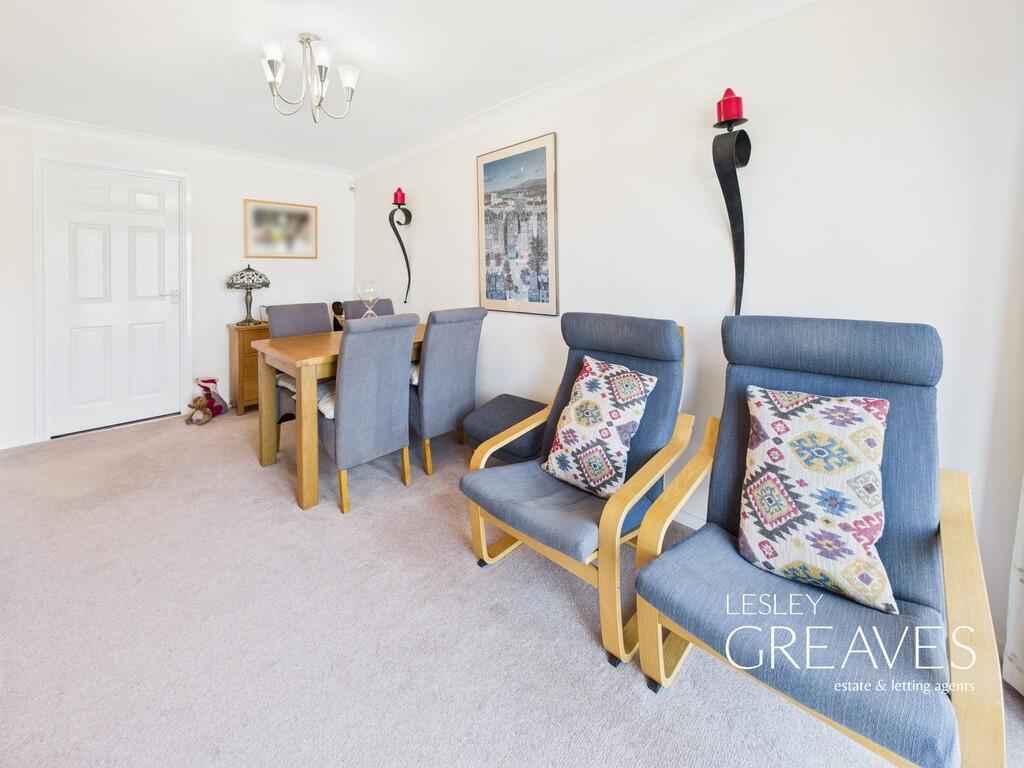 Dining Room/ Bedr...