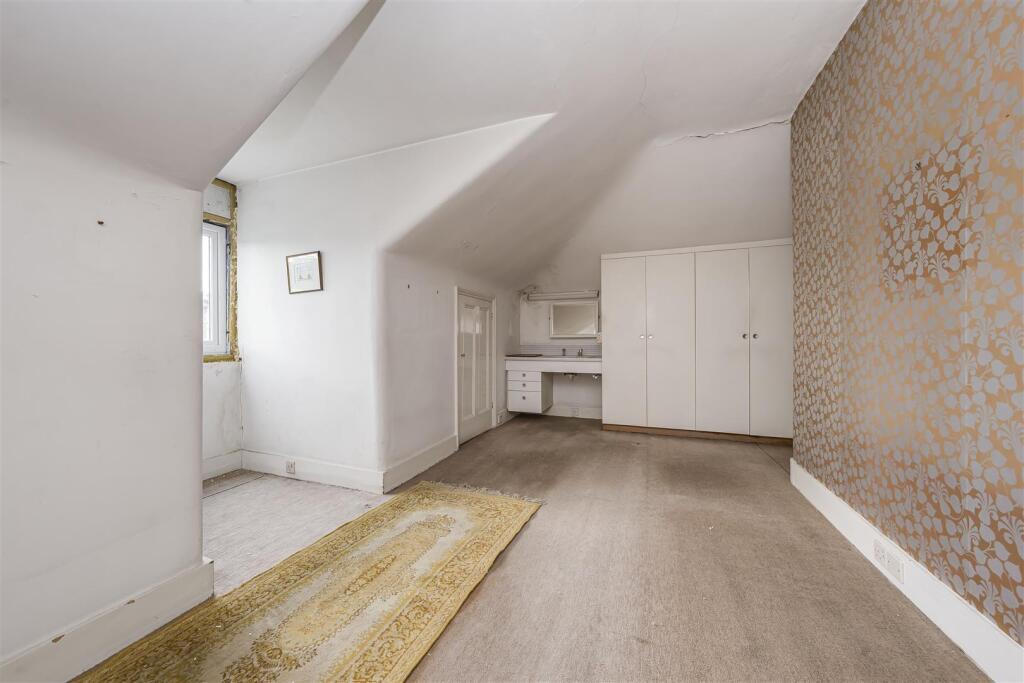 Bedroom (Second Floor)