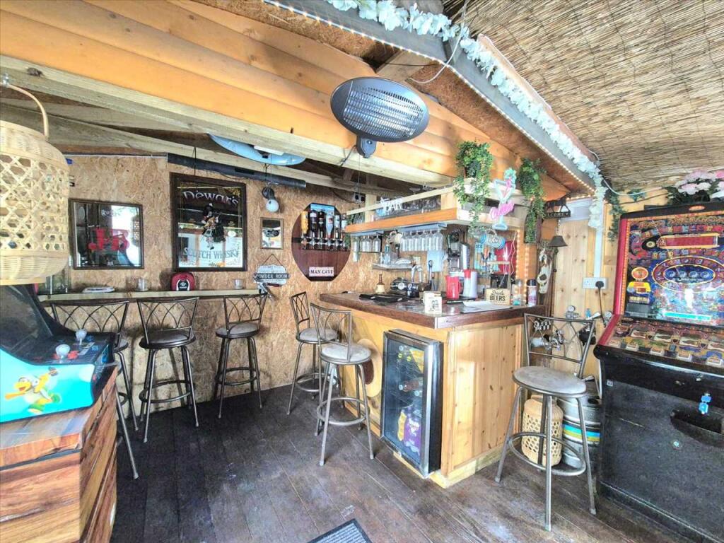 Bar/Man cave
