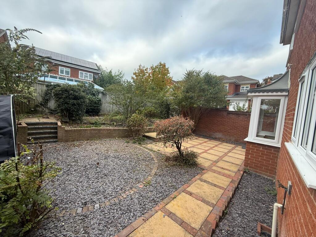 e570d315-ade4-4d30-abe5-45e2baa2cf28