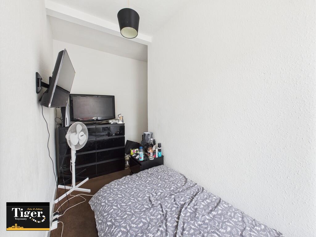 CAM03440G0-PR0395...