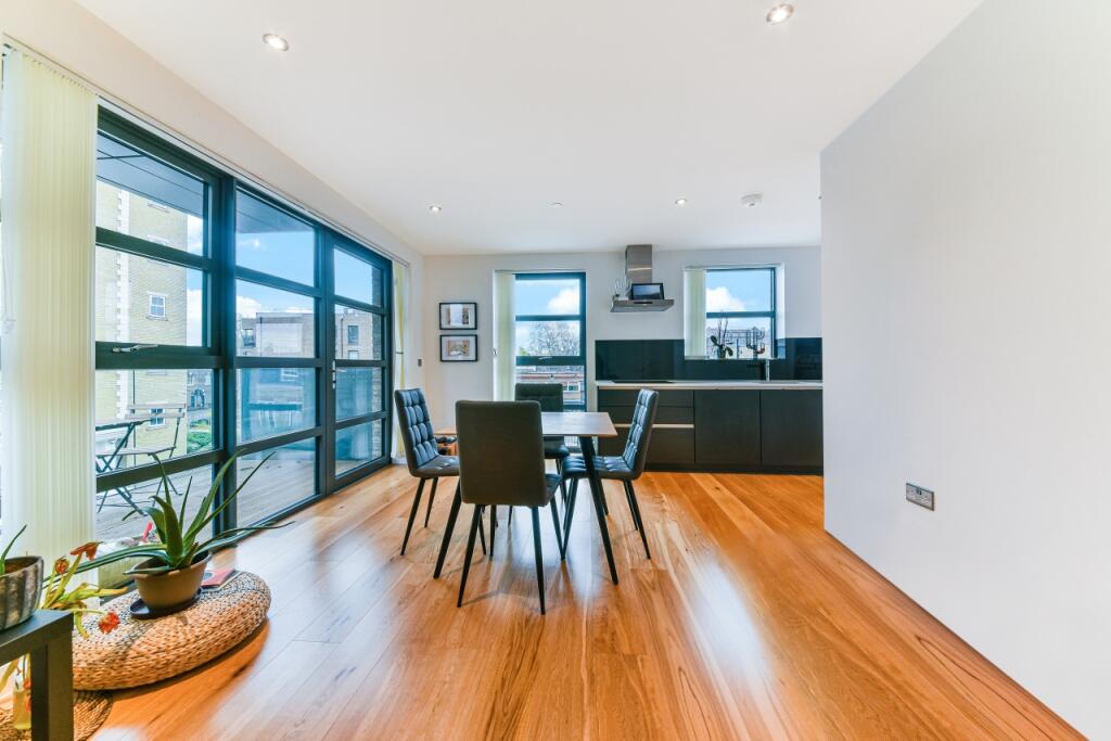 ALWEN COURT 9 (17-10