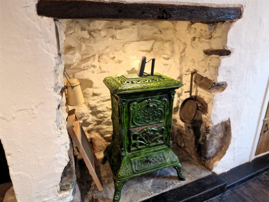 Former fireplace.jpg