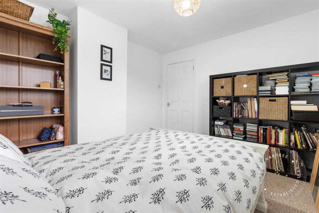 Illfracombe Crescent, Llanrumney, Herncrabtree (6)