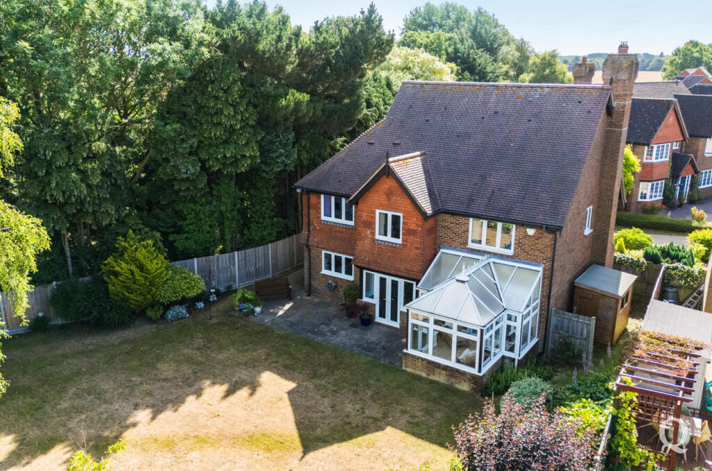 73972513-ad95-4a4...