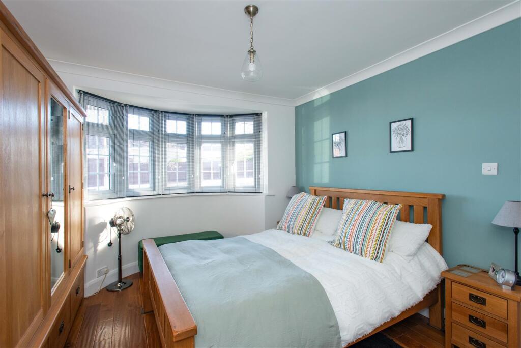 2024.11.12 22 Rookesley Rd, BR5 4HJ-8748.jpg