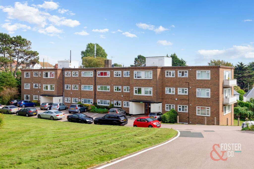 Woodland Court 17_023.jpg