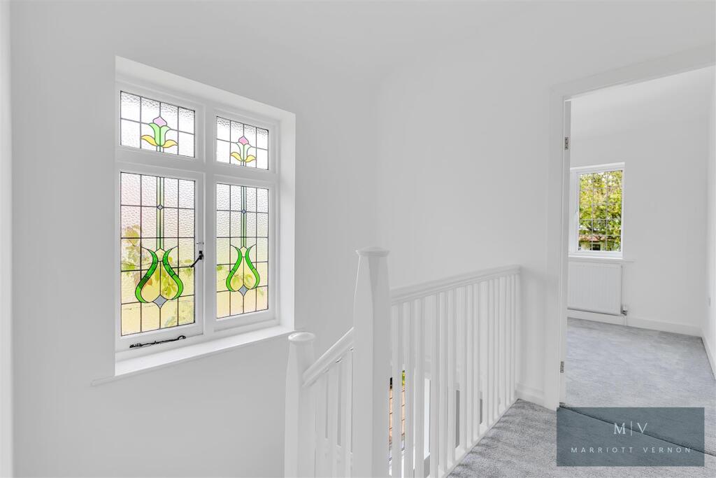 Crest Road 18 MV-8.jpg