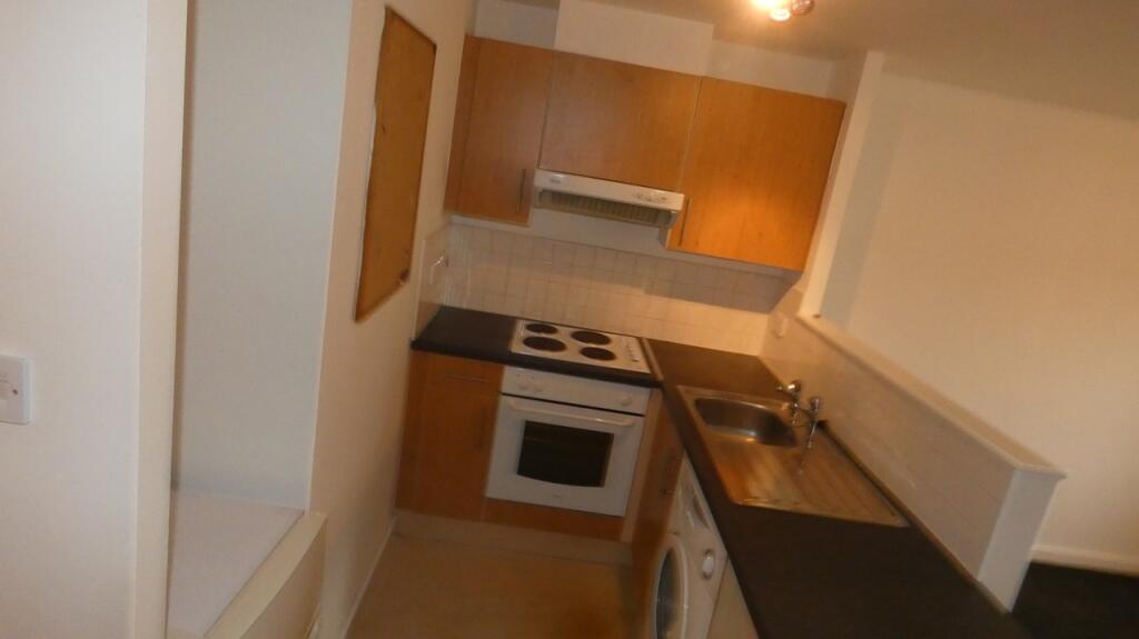 3166-20211115111622-P1440335