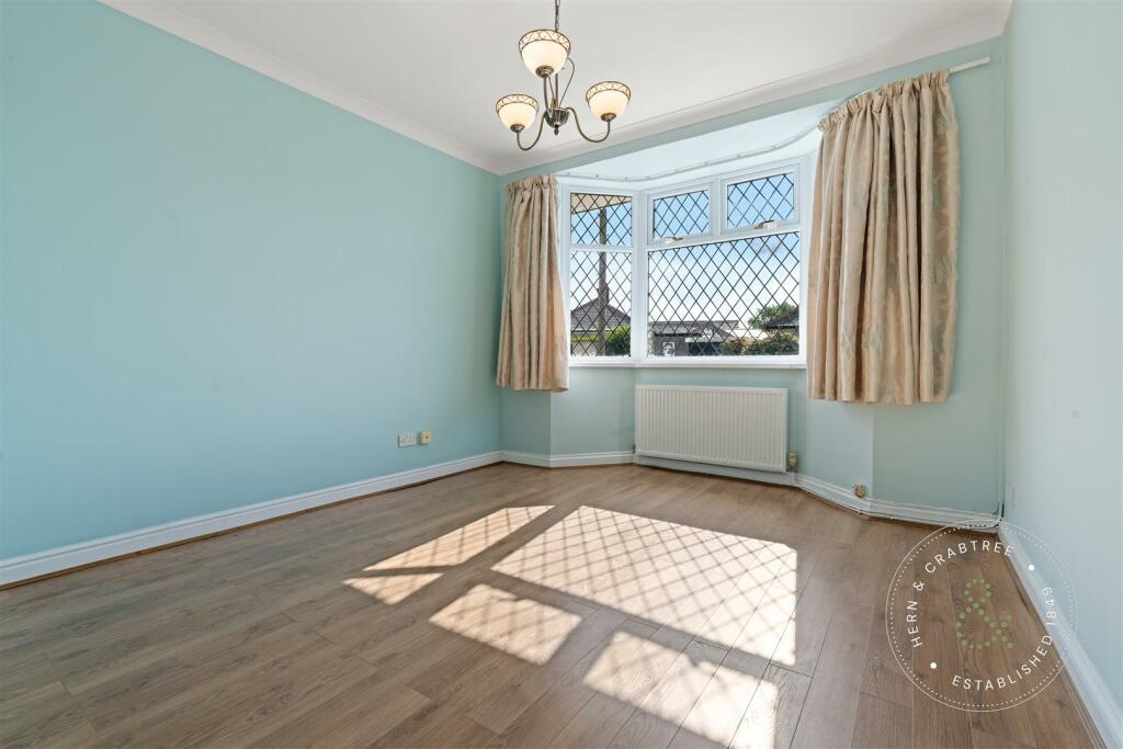 Caegwyn Road, Heath, Hern Crabtree (2).jpg