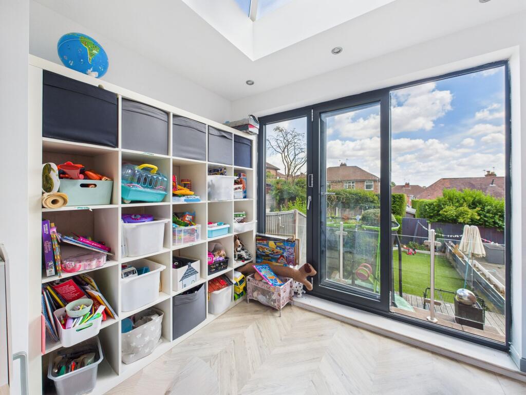 Versatile Reception Room