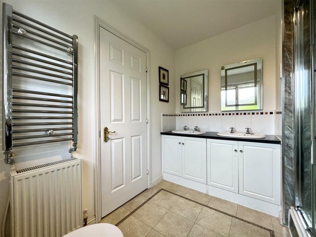 Bedroom 1 En Suite Aspect 2