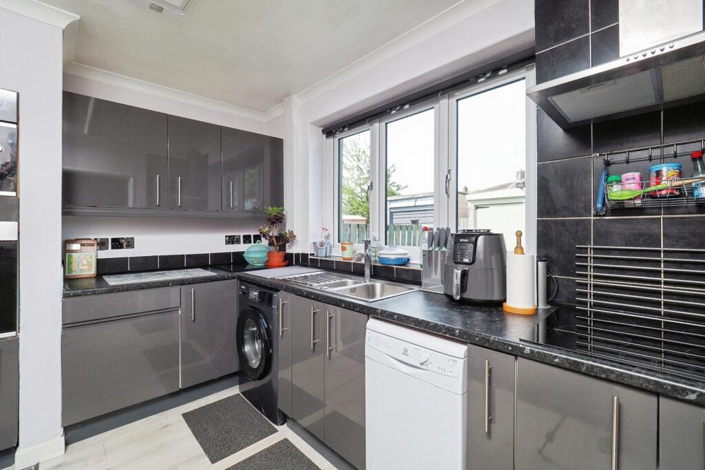 Fitted Kitchen