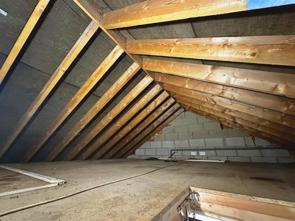 8f46f495-6-410E-908F-463C8B8EDF46-8890-000002E7B6E