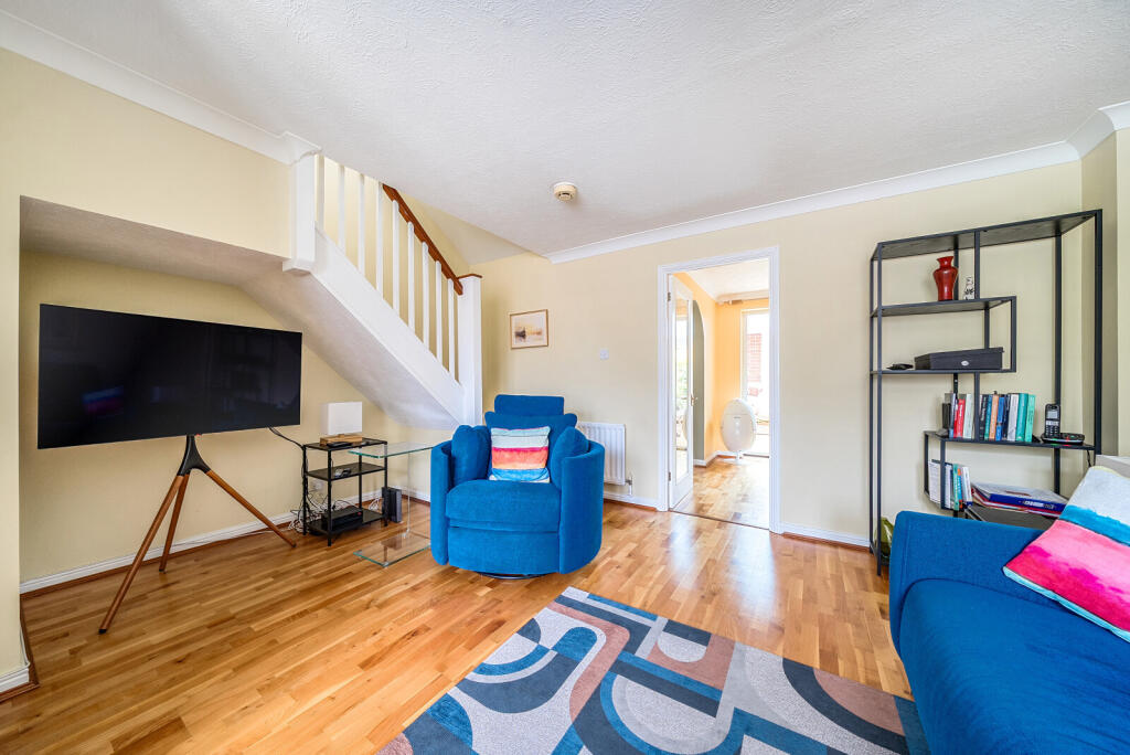 1332748-9-688887e...