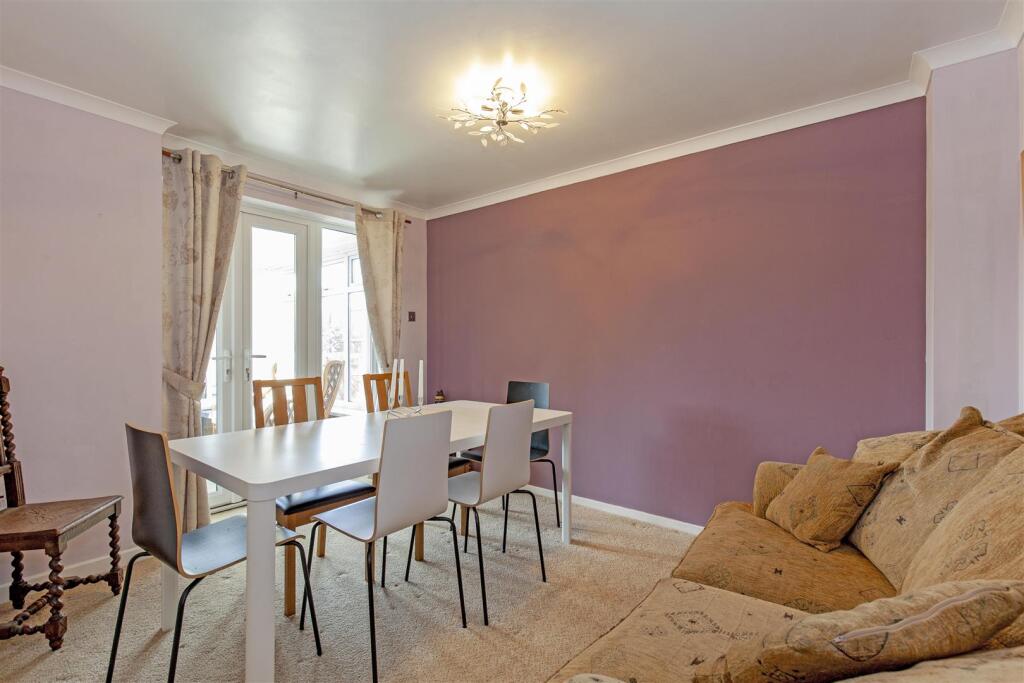 Dining Room-1.jpg