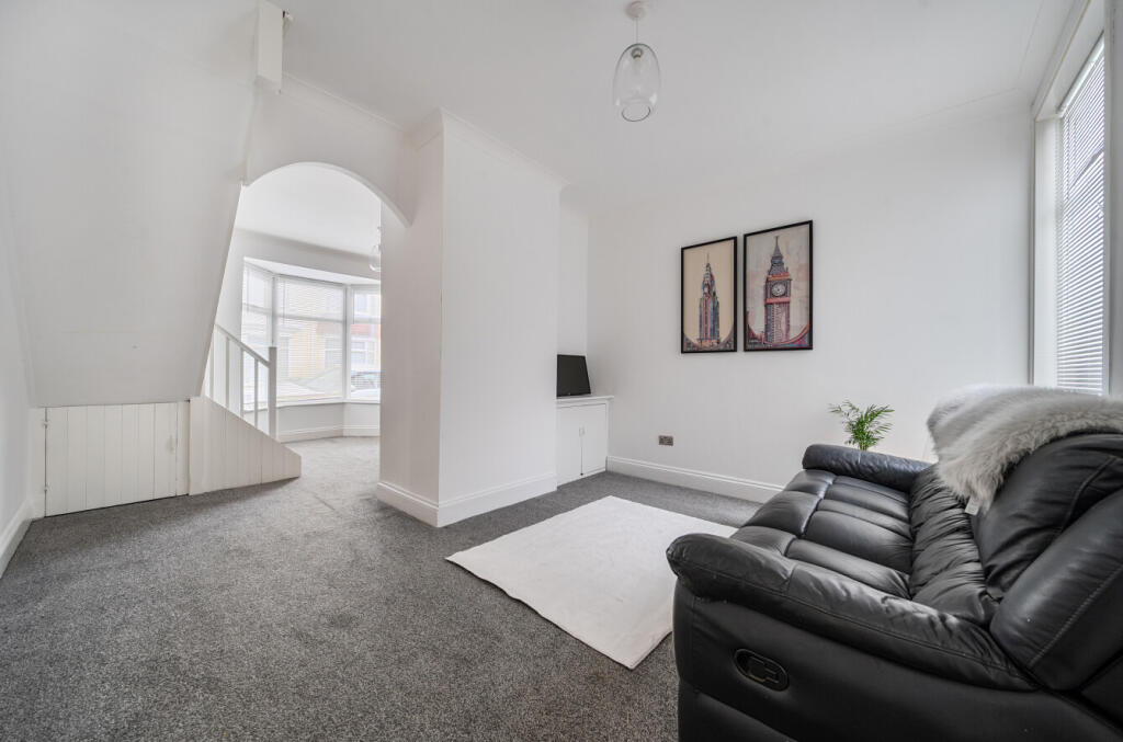 1369642-2-68f6184...