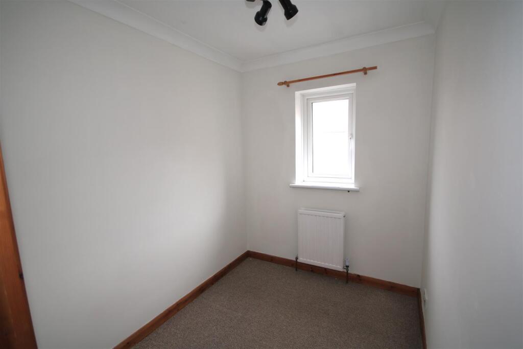 Bedroom 3.JPG