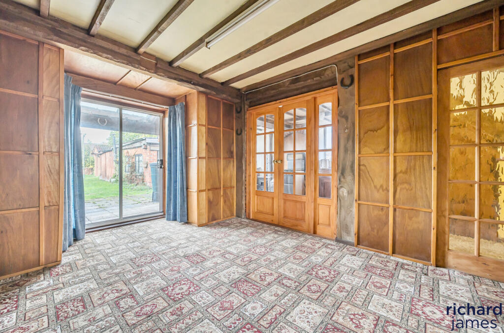 30c6cdab93f1452db5156f5052f7c2e0