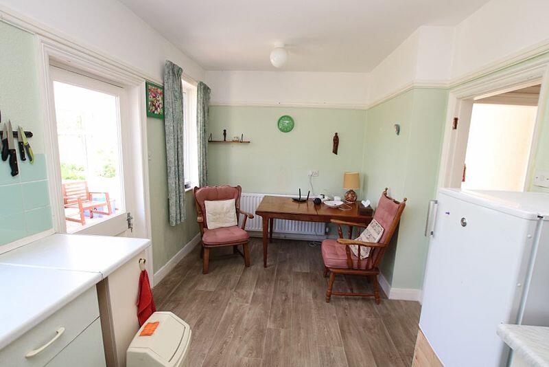 Kitchen diner photo 2