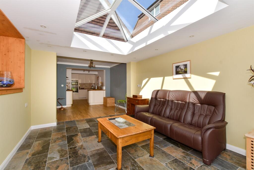 Kitchen/Dining/ Snug