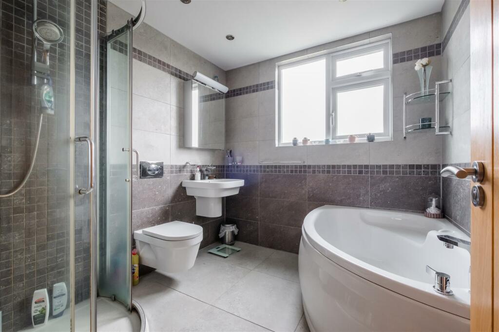 BATH.jpg