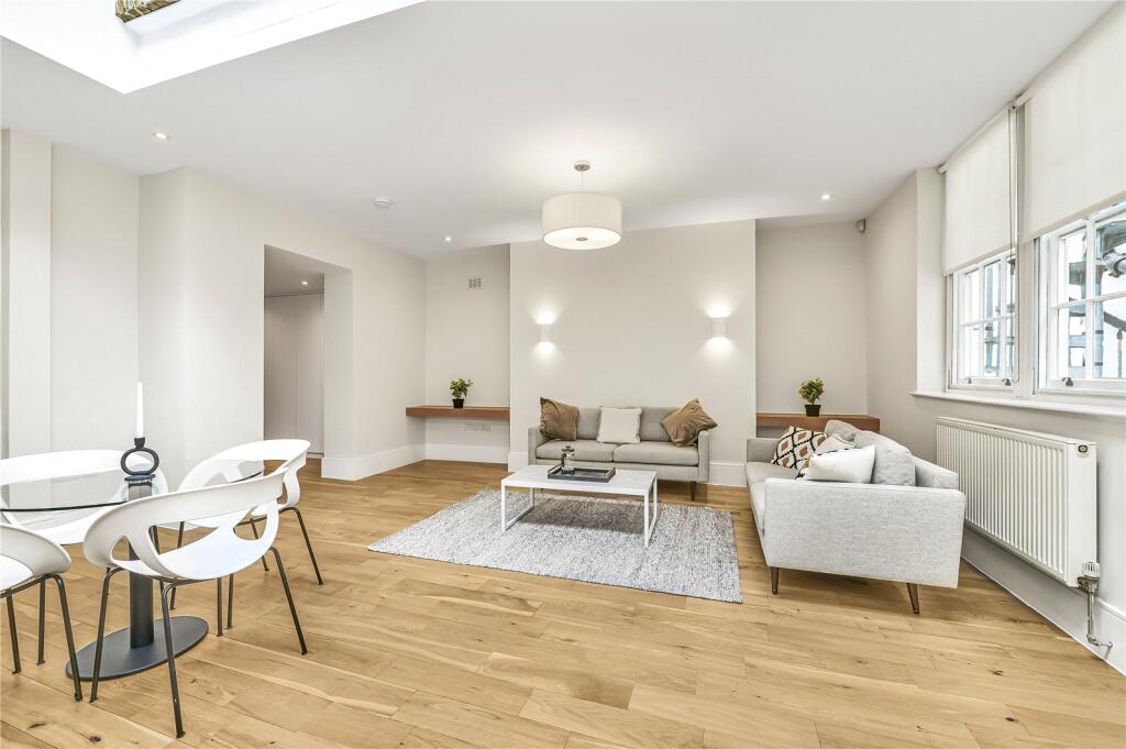 Reception / Kitchen