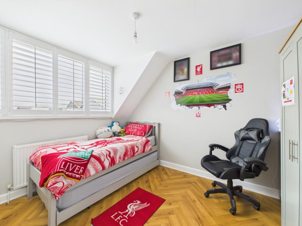 CAM02386G0-PR0149-STILL011