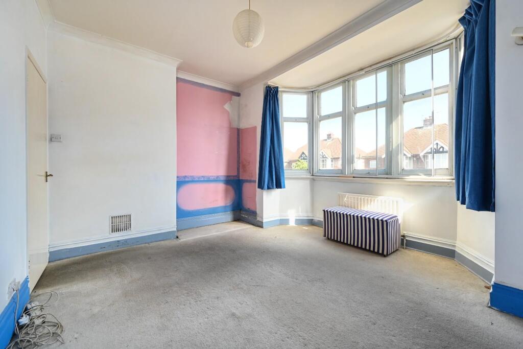 F3 172 old shoreham rd bn3 (9).jpg