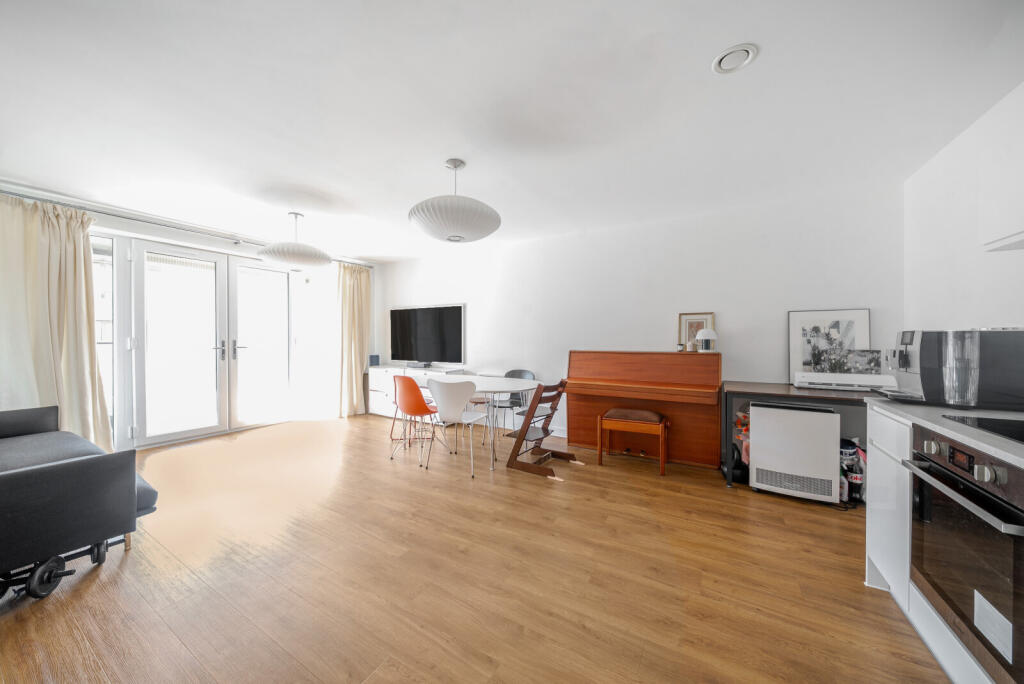 1315795-21-685e64...