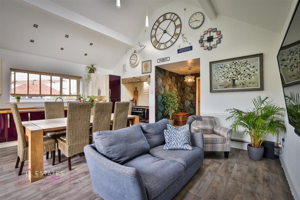 2 st Annes Avenue-40.jpg