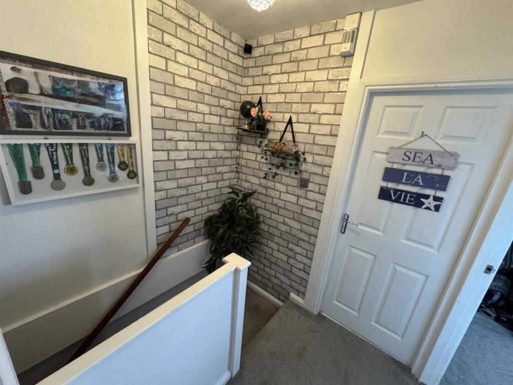 thumbnail_image2 (1).jpg